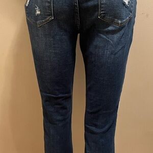 Women’s size 29 Judy blues.